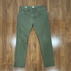 J. Crew Men's Slim Straight Jeans in Olive